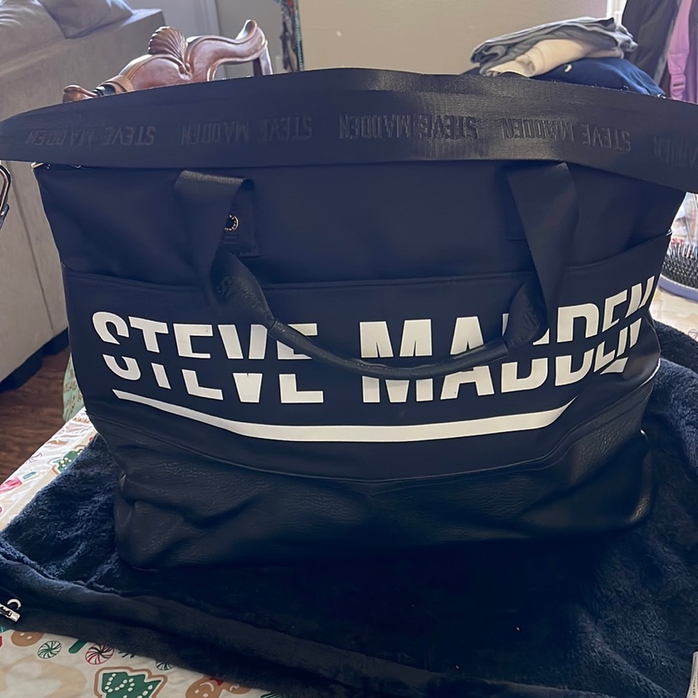 Steve Madden Tote
